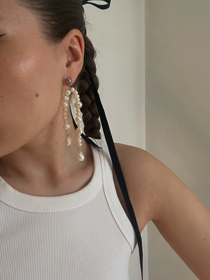 Blanca Pearl Earrings